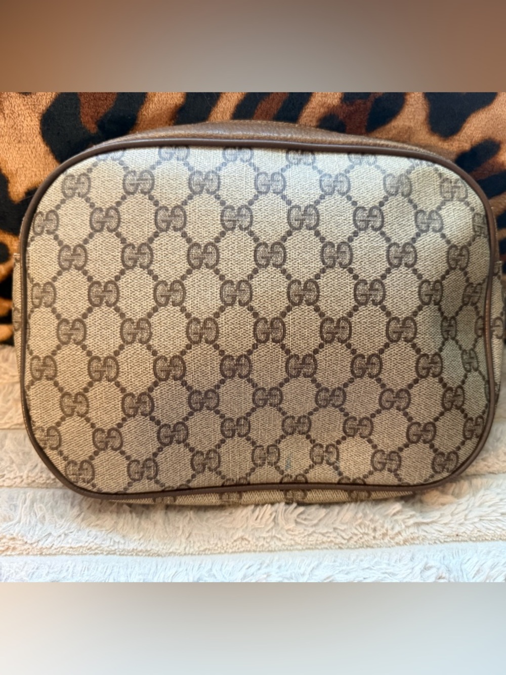 Vintage Gucci Sherryline GG Monogram Clutch Wristlet with Green-Red Web - Picture 3 of 7